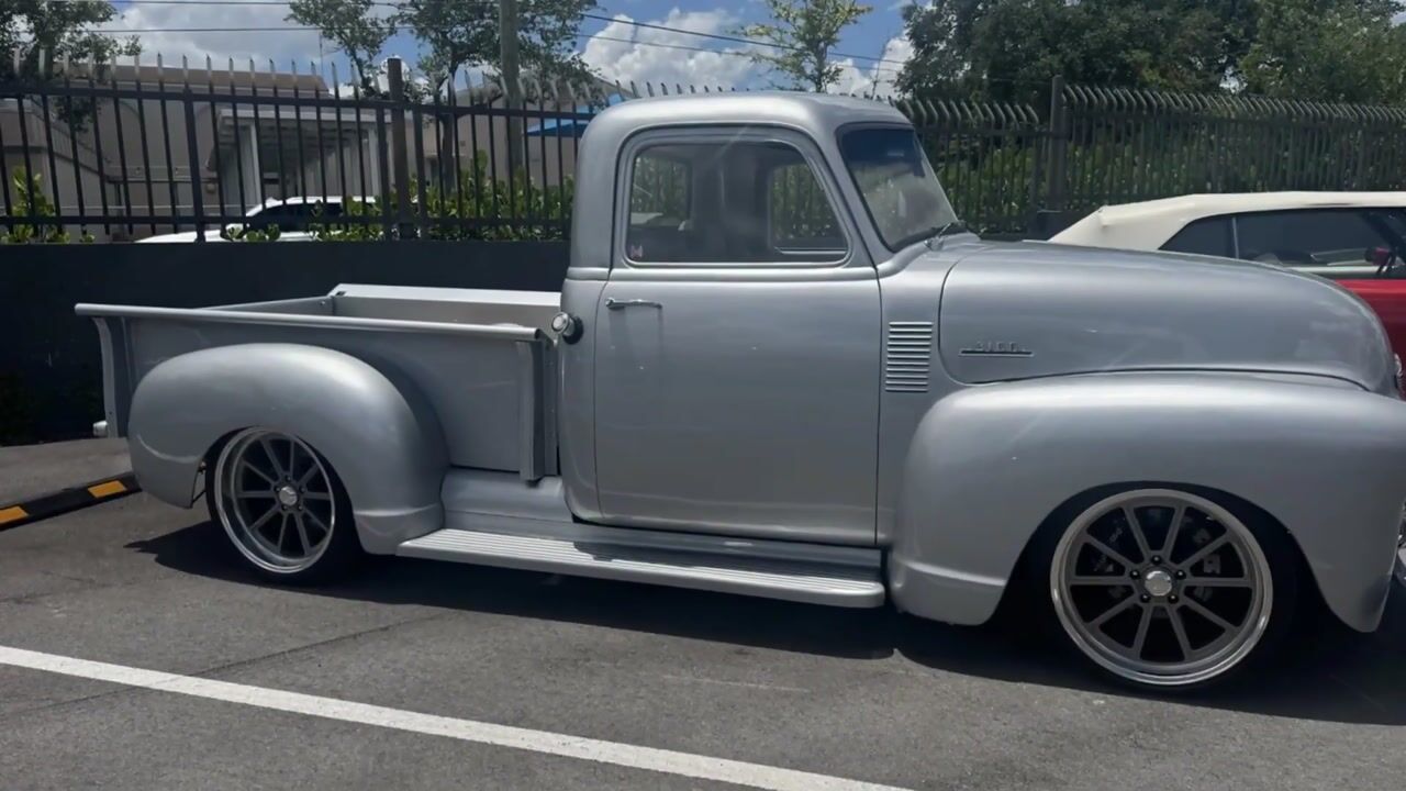 1953 Chevrolet 3100 walkaround
