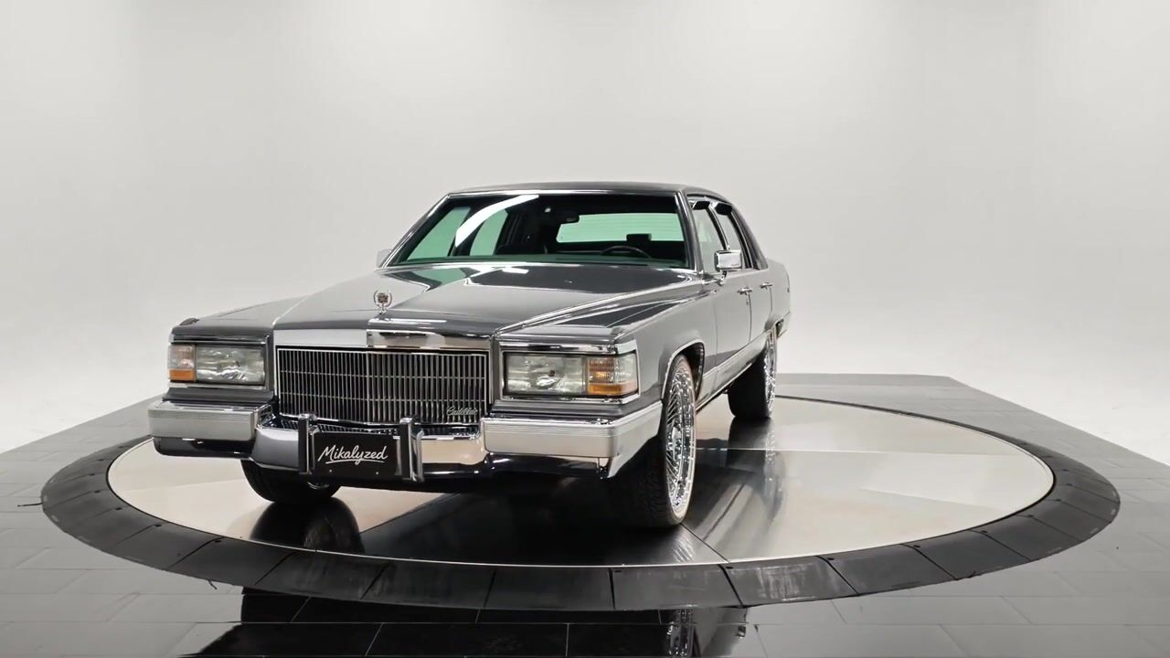 1991 Cadillac Brougham walkaround