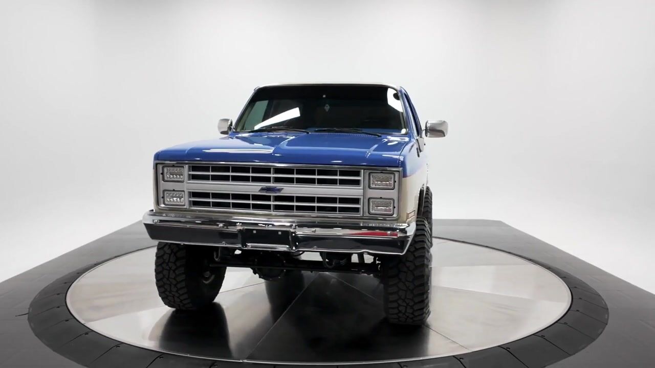 1987 Chevrolet Blazer K5 walkaround