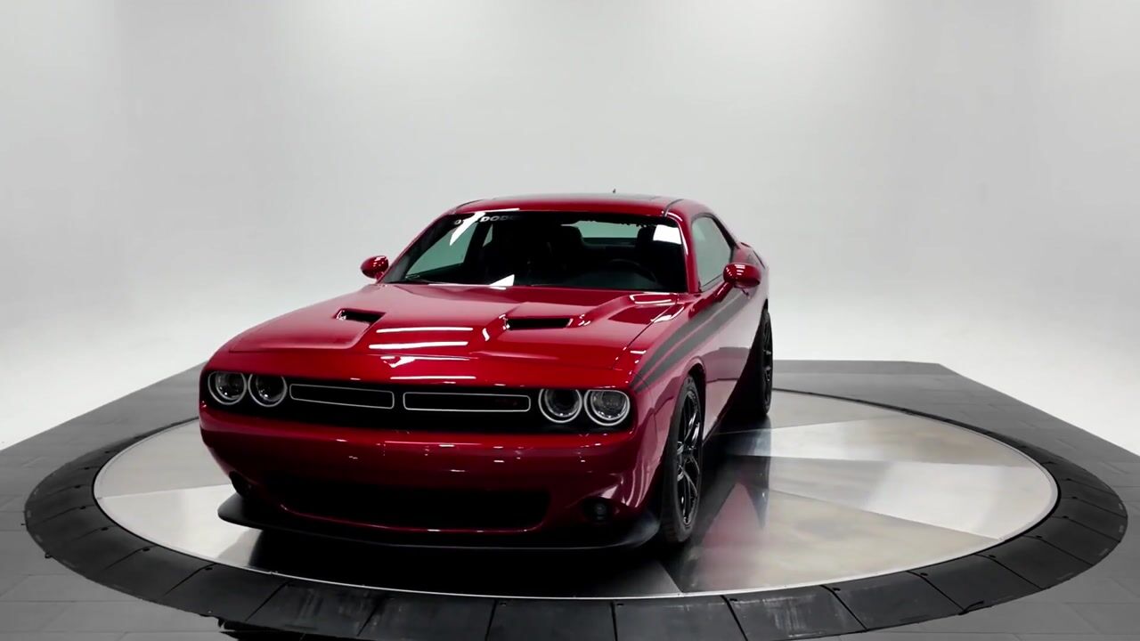2015 Dodge Challenger R/T Supercharged walkaround